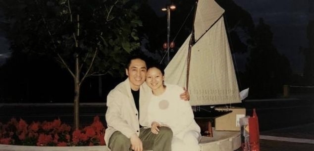 『巩俐』为了巩俐,张艺谋抛弃原配肖华,肖华现在过得怎么样了?