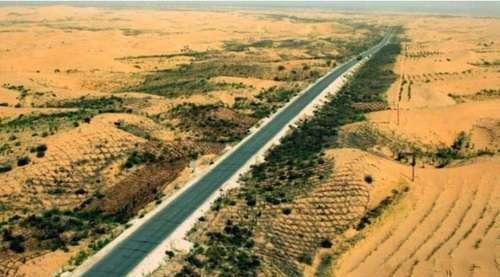 倘若将沙漠中的全部沙子挖掉，能看到什么东西呢看完长见识了