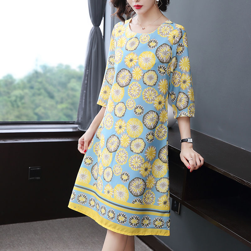 火了火了，6070后专属连衣裙，甜美不失优雅，简直碾压00后