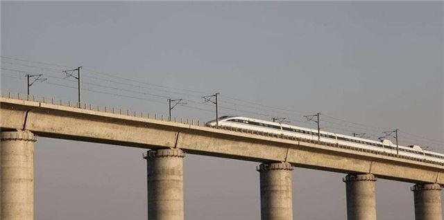  [价值]高铁桥墩每个价值50到100万，为什么会这么贵几十米就有一