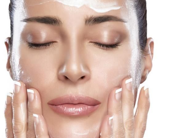 分享几个有效淡斑的方法，做好了斑点慢慢消失，皮肤变白皙