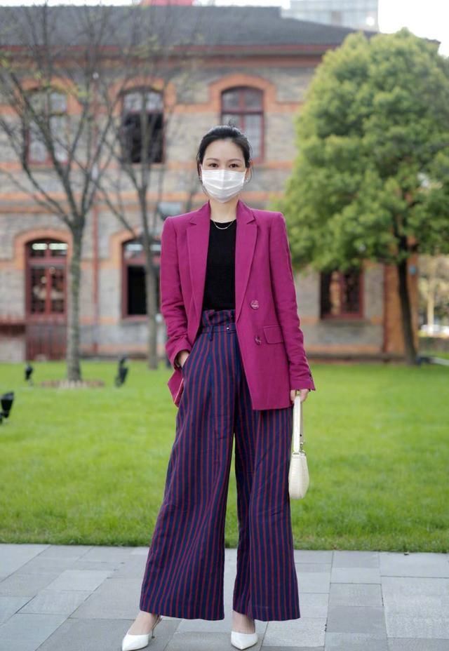 【女生】原来中国女生才最时髦,看杭州女生的街拍穿搭,我们才是真的会穿