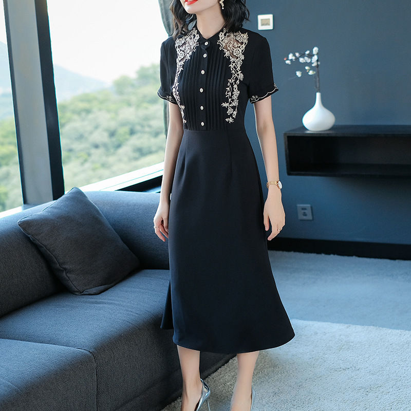 被同事身上“欧货裙”美到了，太迷人了，刷爆卡也要买5件