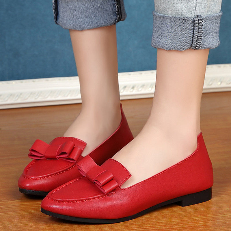 今年秋天少穿高跟鞋，当下流行平底鞋，特美!气质出众又美腻