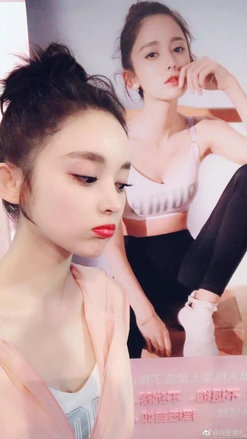 ⊙ 清爽又好看！倪妮娜扎刘亦菲夏天都在梳这个发型！