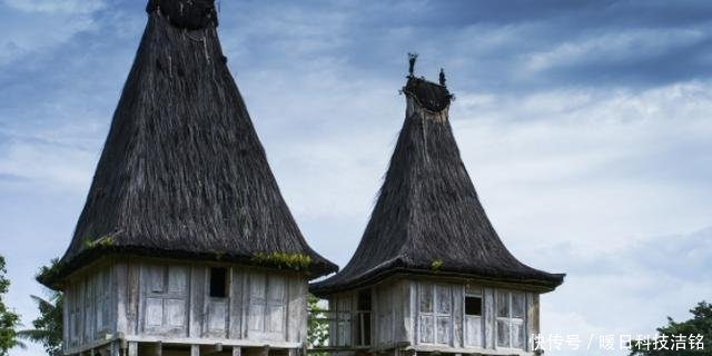 这个国家不准日本人踏入国土一步，建国两小时就与中国建交