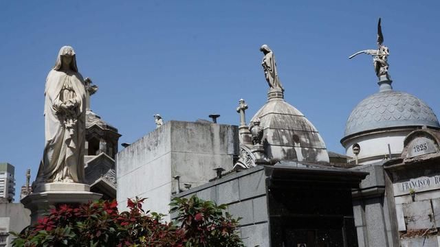 世界上最宽的街道：宽148米，共有18车道，却依然面临交通压力！