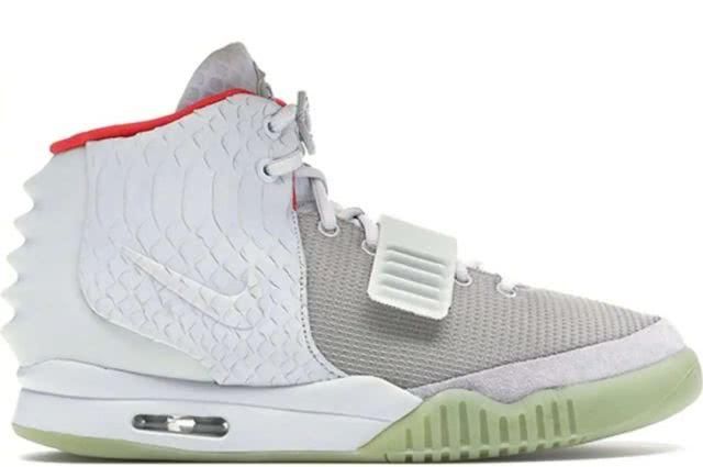  『发售』侃爷真就带慈善家？Nike Air YEEZY 被允许复刻！