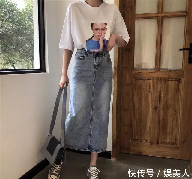  迷人@万年流行的牛仔裙怎么穿？六种选择+四种穿搭，展现你的迷人身段