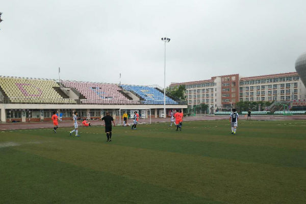 四中足球队勇夺滁州市第三届城区学校高中七人