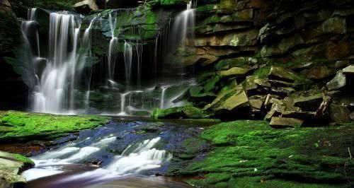 最诡异的瀑布，扔进去的任何东西都将被吞噬，被称为魔鬼水壶瀑布