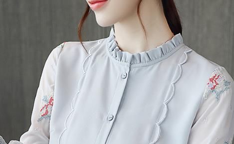 今年特火的雪纺衫，洋气高级，再搭一条铅笔裤，简直美爆了