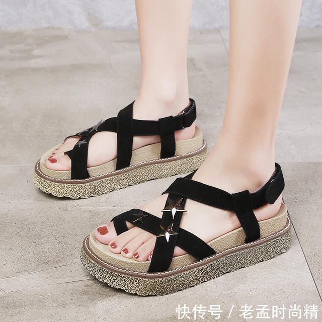  #鞋柜#炎热夏季，你的鞋柜里缺一双美鞋
