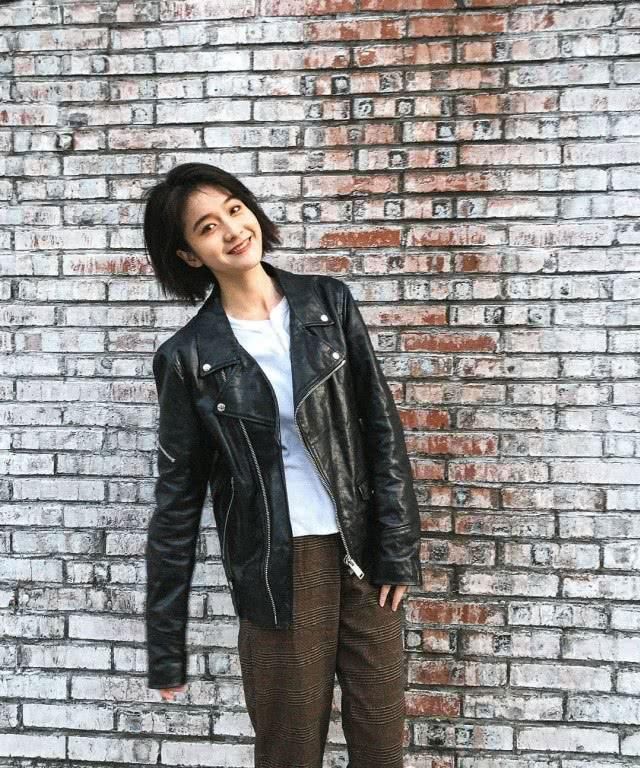  「学会」可爱女生如何搭配成御姐？学会这几条你也可以！
