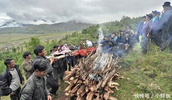  「取消」有专家建议取消土葬改为火葬，还美其名曰：对农民好，