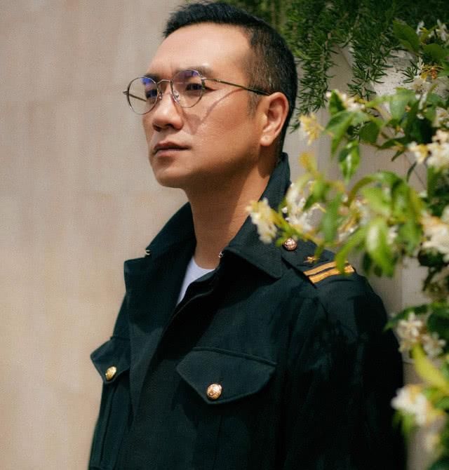  『黄觉说』章龄之带娃，却被陈龙得话惹得火大？对比下，小麦丈夫黄觉很机敏