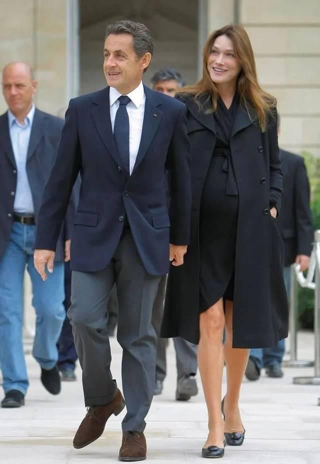  【女人】超模Carla Bruni 法国女人中的一个传奇