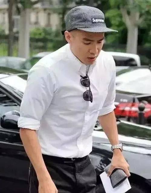 #面料#这几个穿衣法则是男士最快get肌肉的方法！穿衣有肌肉