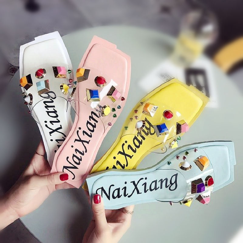 让高贵从脚展现，时下热卖这双女鞋，让你更有魅力，充满女人味