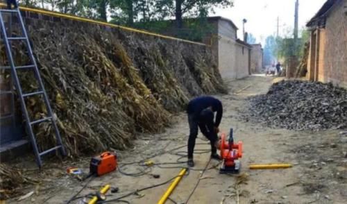  「农民」农村“天然气”统一入户后，为何农民却不用？到底啥原