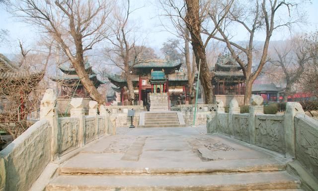  山西：?它不是5A景区，却是山西最值得去的景点，历史很悠久价格却很亲民