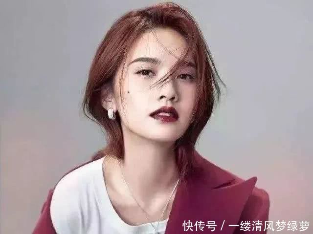  滤镜■你也可以自带滤镜，公开展现美肌妆容的秘密配方