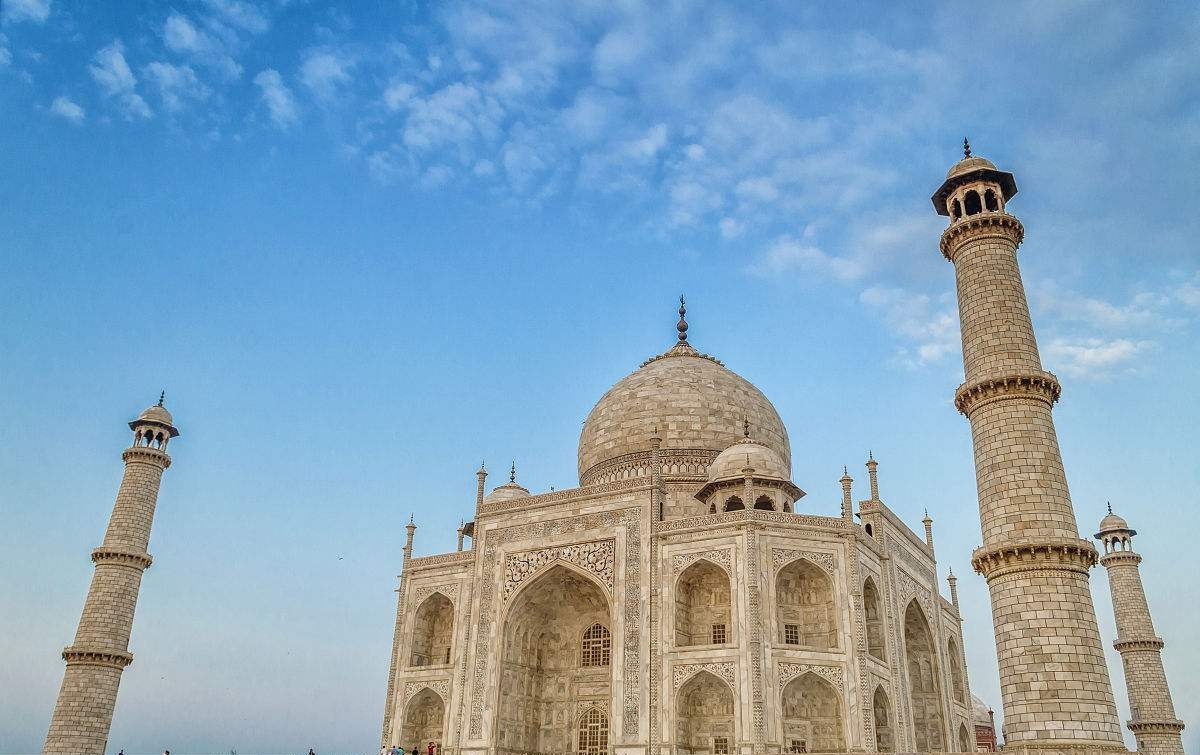 亚洲最打脸国家:号称10年超中国,现当地专家称至少要125年