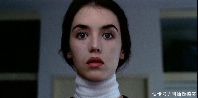 「气质」为什么法国女人都很有气质?看完后,网友:第一点我们就做不到