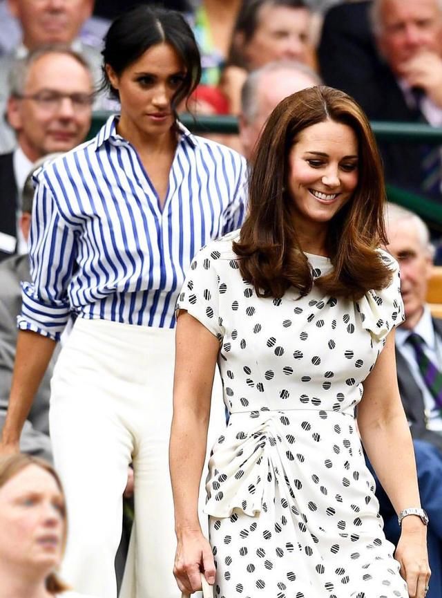 凯特梅根两位王妃观战温网，平民出身的她们靠得体的衣品好评如潮