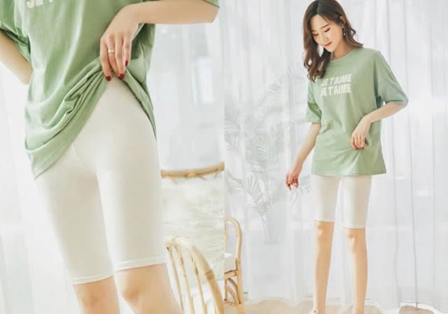 「春夏」T恤配牛仔裤子out了，今年流行配“无痕裤”，潮翻天了！