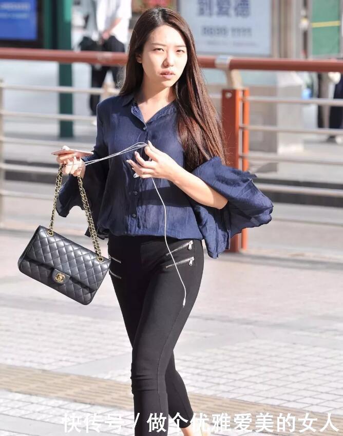 每个漂亮的姑娘都拥有一条紧身裤，穿在她的身上就能显出美女效果