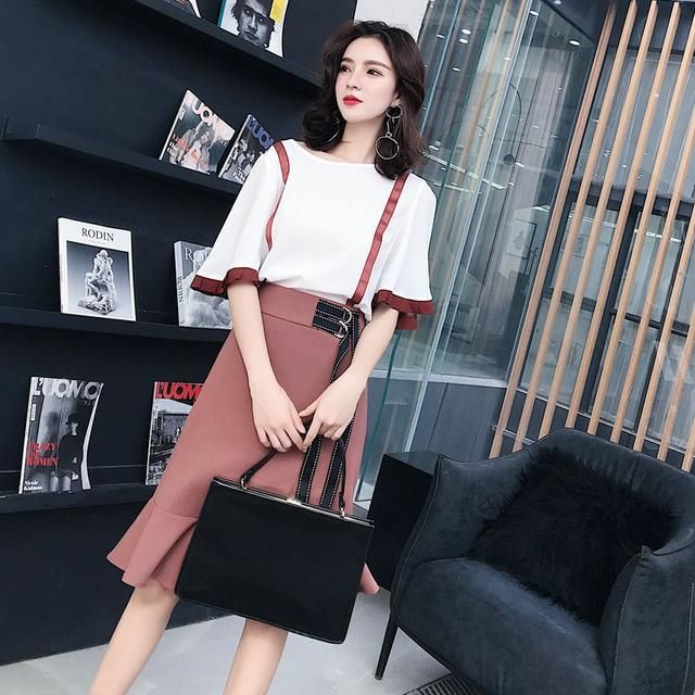 第一次见这么美的包臀裙，穿上显瘦又减龄，简直美的不像话