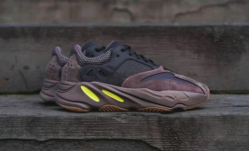  发布■yeezy 700系列发布了多少种颜色？一张能帮你清理的照片！