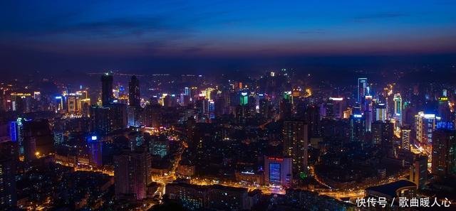 2019中国十佳不夜城排行榜，西安顺利上榜，居然没有上海