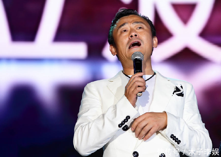 洗白无望？网友劝周立波做毒检，周气急败坏回怼：你该做亲子鉴定