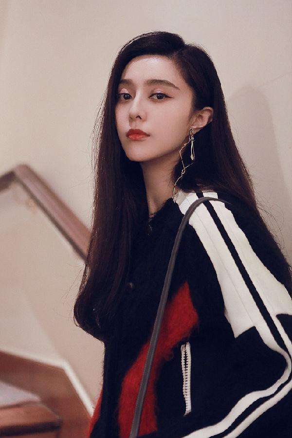 黄毅清爆猛料称范冰冰确已被铺, 看到说辞大家反倒不信了?