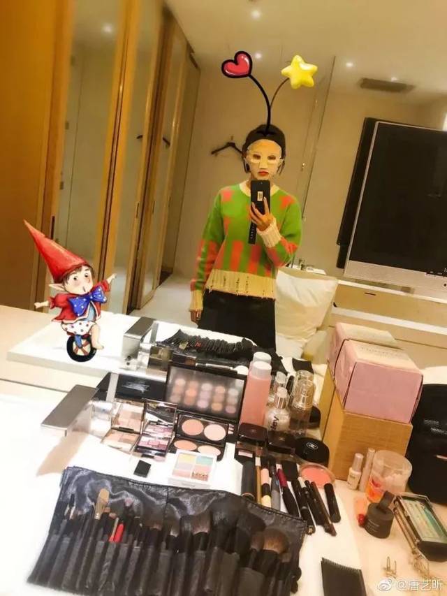看了唐艺昕的化妆台，终于知道为什么张若昀那么喜欢她了！
