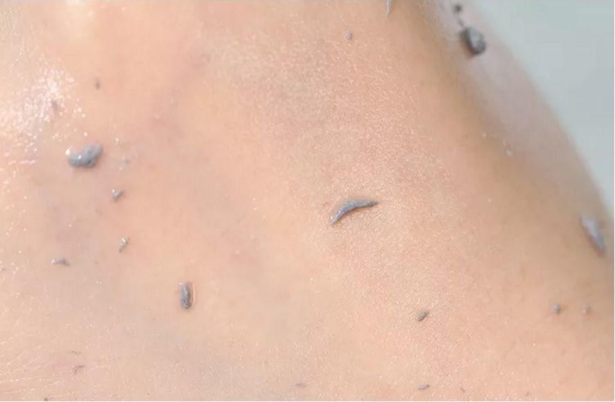 张韶涵又双叒叕种草了!10秒洗出角质、死皮，温和去角质...