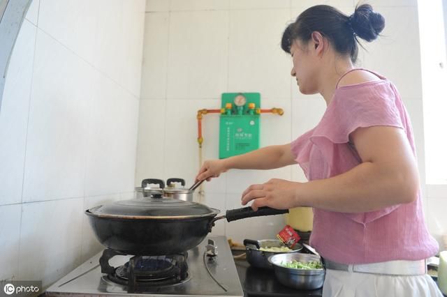 农村沼气池荒废不用？看完以下4点，你就懂农民为何有便宜也不占