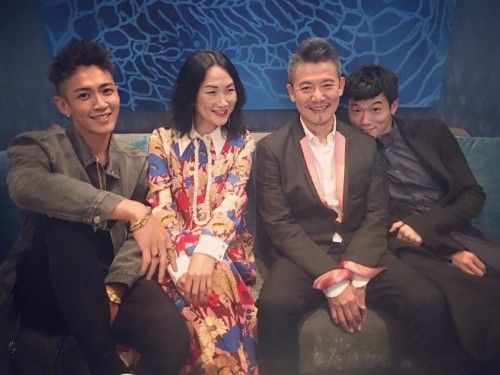 柯震东发微博为父亲庆生，网友留言却让他很无语：吸毒的人滚蛋