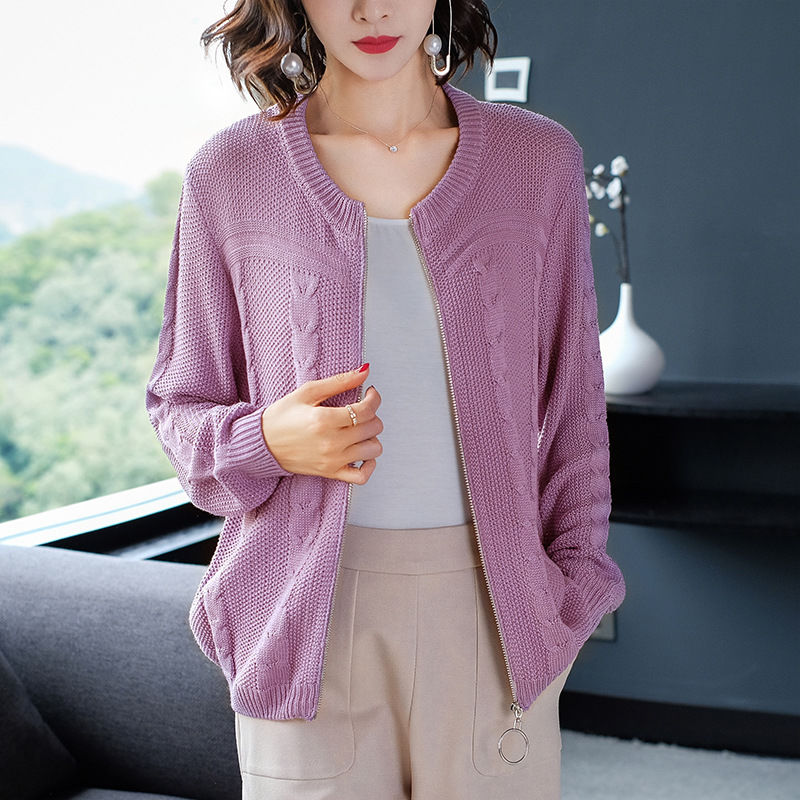 吃土也要给50岁妈买3套，9月刚上新的开衫，一件比一件显美嫩