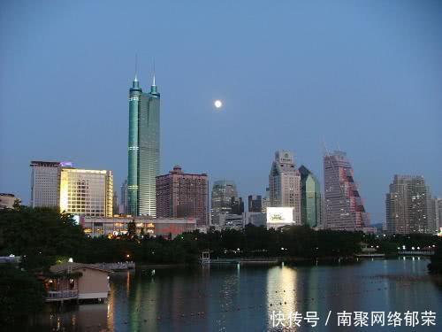  唯一|中国唯一没有万达广场的城市, 却是一线城市, 你知道吗