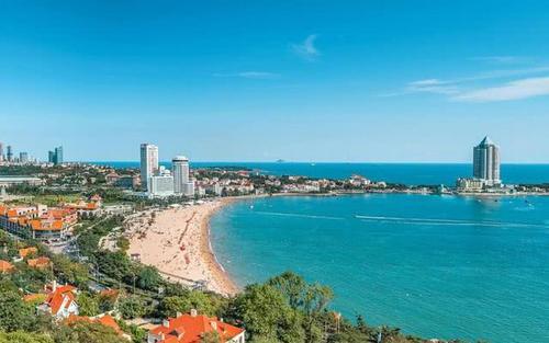 如果山东要更换省会，青岛和烟台倍受瞩目，你认为哪个更有实力？