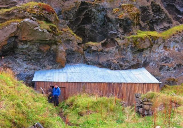 冰岛这么奇葩的国度，怎么会有人在那里居住