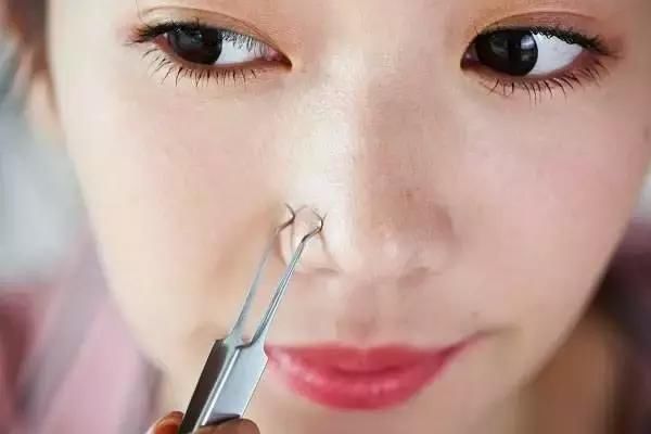 200万的螨虫夜晚在你脸上“蹦迪”,两个方法轻松对付!