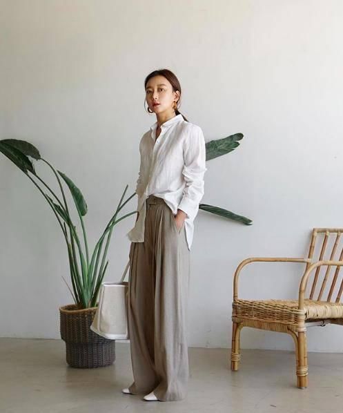  『春天』春天上班穿什么？简约干净的韩风搭配，舒服有气质