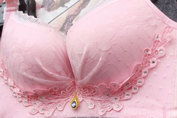 羞羞羞!怎会有如此“脸红”的文胸+内内，男人喜欢，女人嫉妒