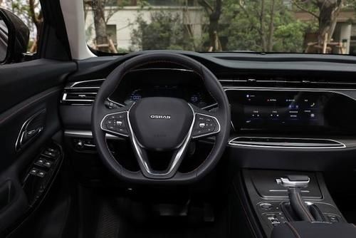  『全系标配』黑科技傍身的紧凑级SUV，长安欧尚X7不仅是有性价比