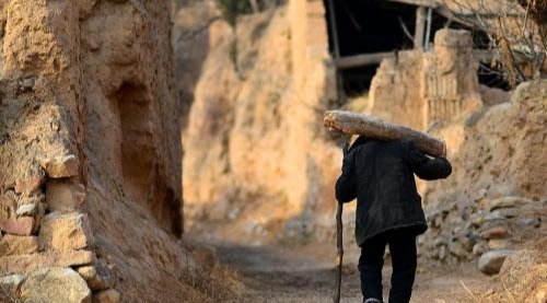 2019年农村又迎来养老，这些人能拿8万元补贴，看看有没有你