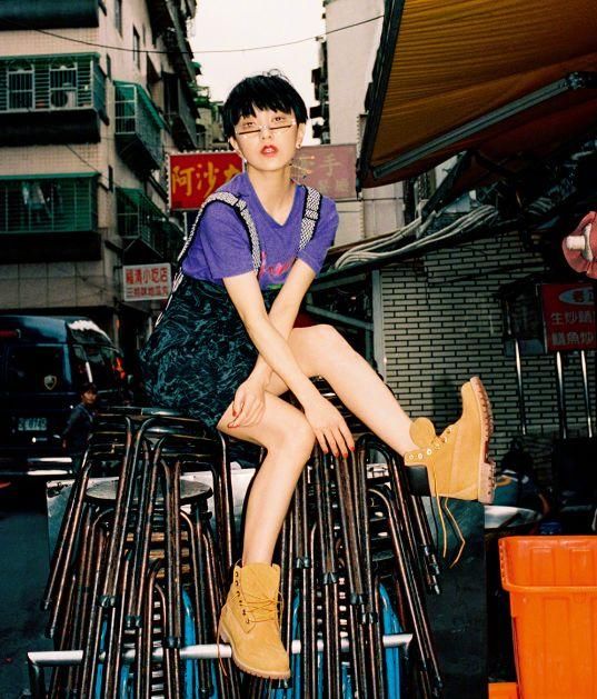 佘诗曼剪“二次元刘海”美成洋娃娃，吴昕却一刀回到解放前!